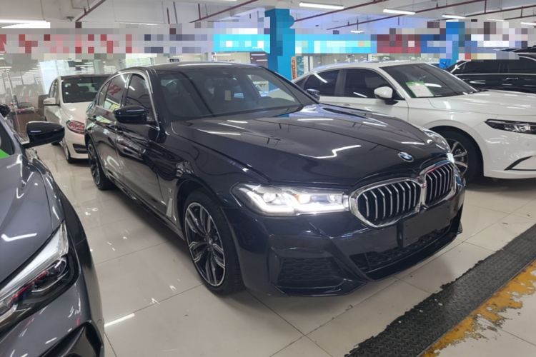 Used BMW 5 Series 2022 Second Facelift 530Li Leading Edition M Sport Package Front Right 45 Deg