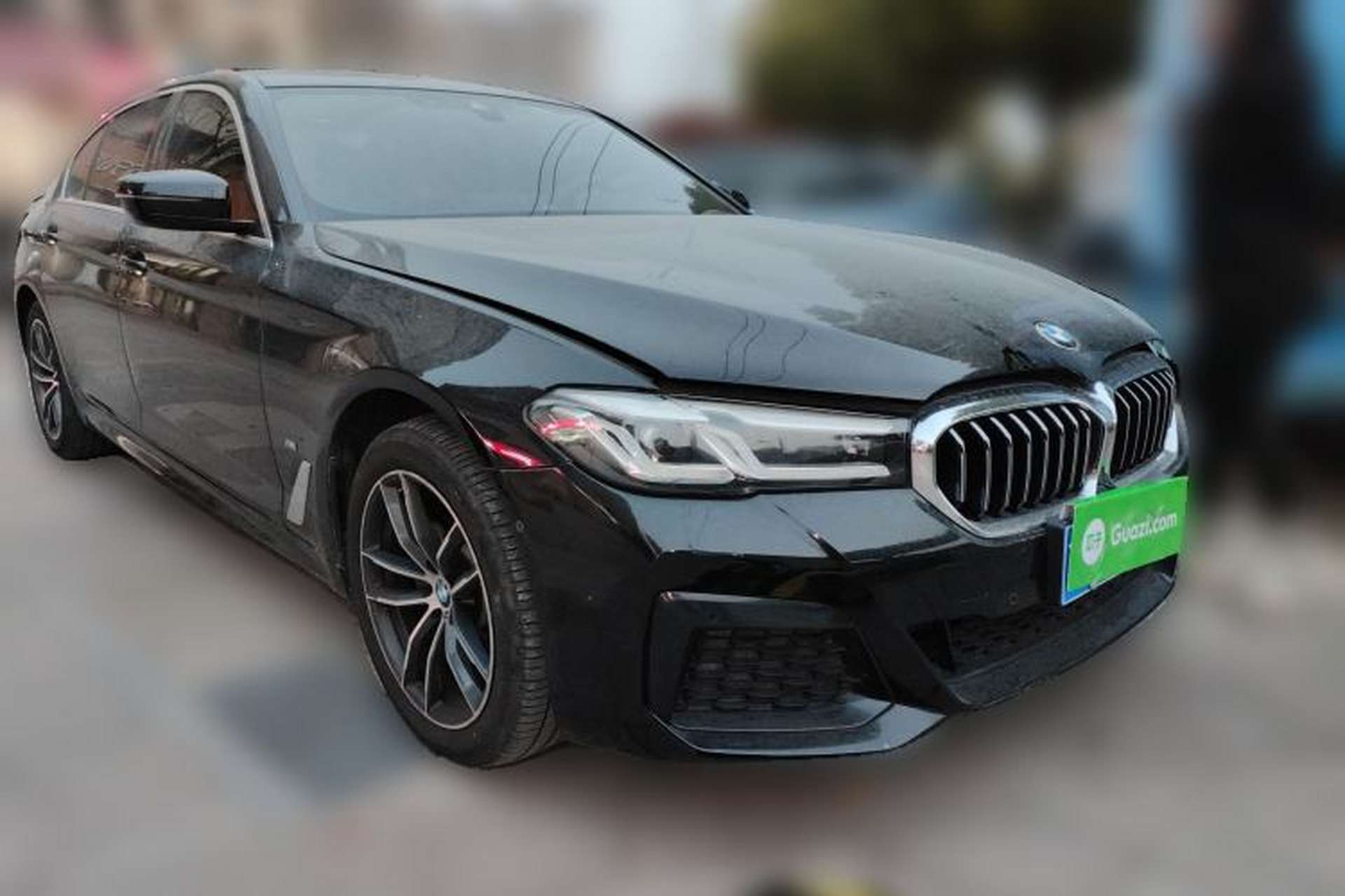 Used BMW 5 Series 2022 Second Facelift 525Li M Sport Package Front Right 45 Deg