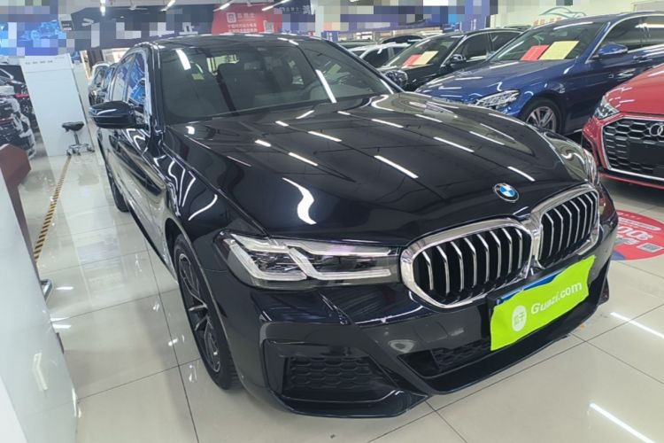 Used BMW 5 Series 2022 Second Facelift 525Li M Sport Package Front Right 45 Deg