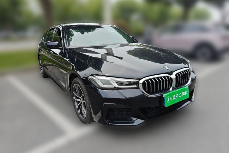 Used BMW 5 Series 2022 Restyled 525Li M Sport Package Front Right 45 Deg