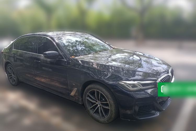 Used BMW 5 Series 2022 Restyled 525Li M Sport Package Front Right 45 Deg