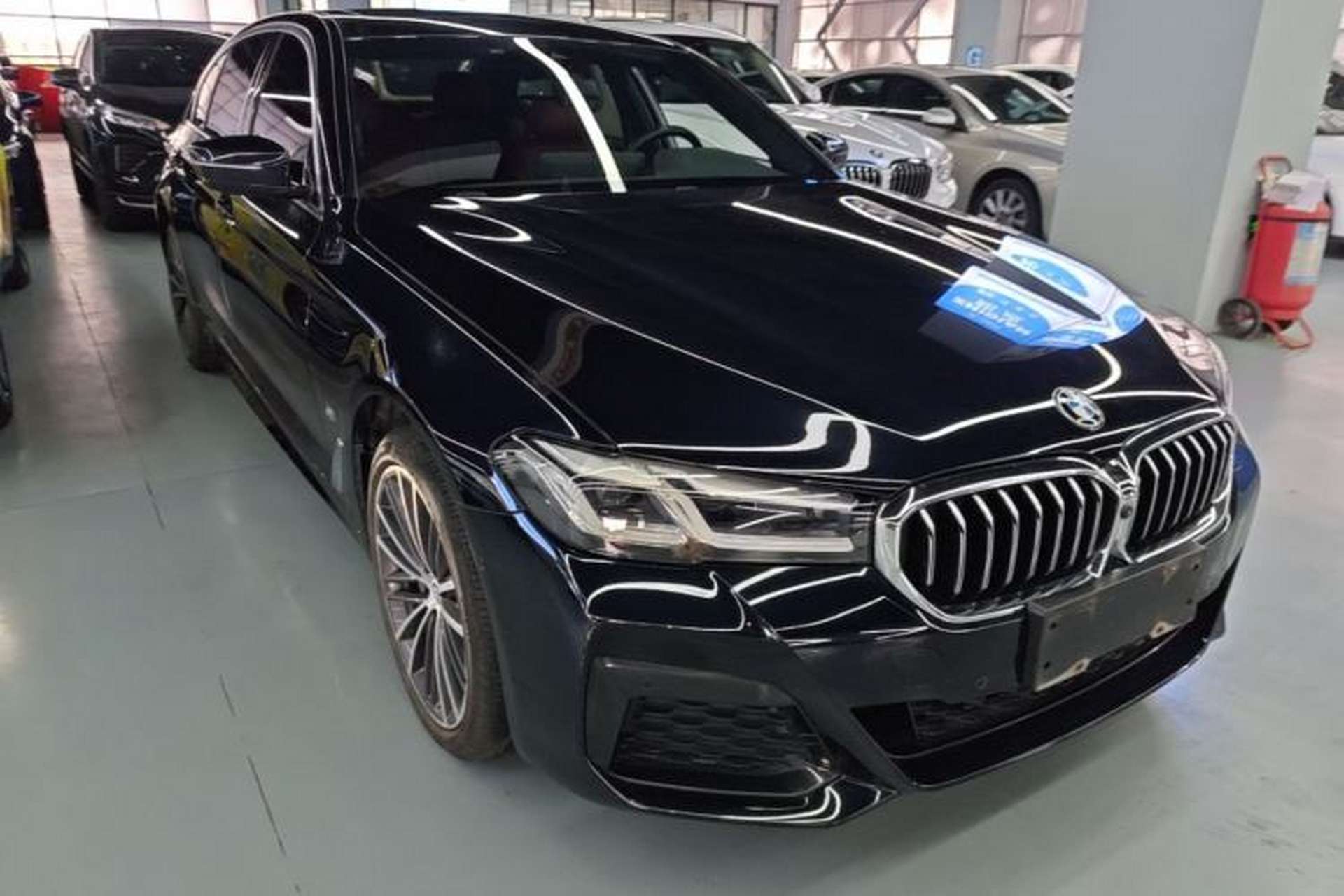 Used BMW 5 Series 2022 Second Facelift 530Li Leading Edition M Sport Package Front Right 45 Deg