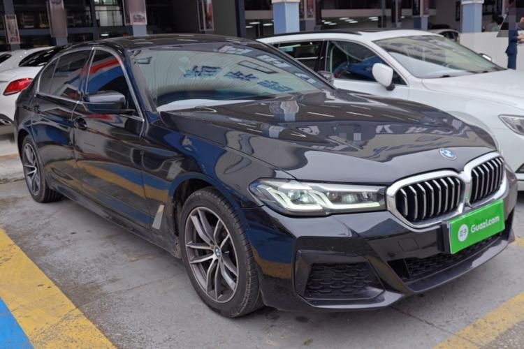 Used BMW 5 Series 2022 Restyled 525Li M Sport Package Front Right 45 Deg