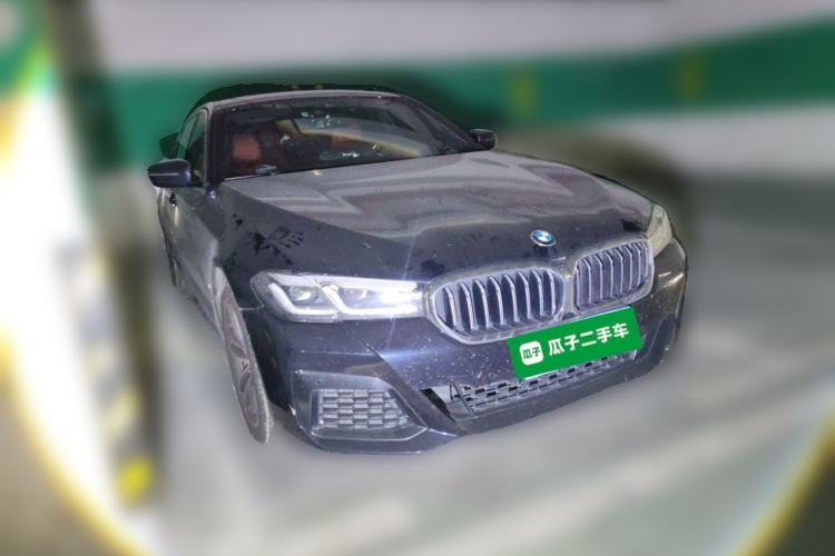Used BMW 5 Series 2022 Restyled 525Li M Sport Package Front Right 45 Deg