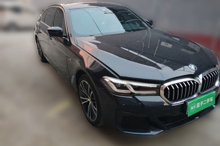 Used BMW 5 Series 2022 Second Facelift 530Li Leading Edition M Sport Package Front Right 45 Deg