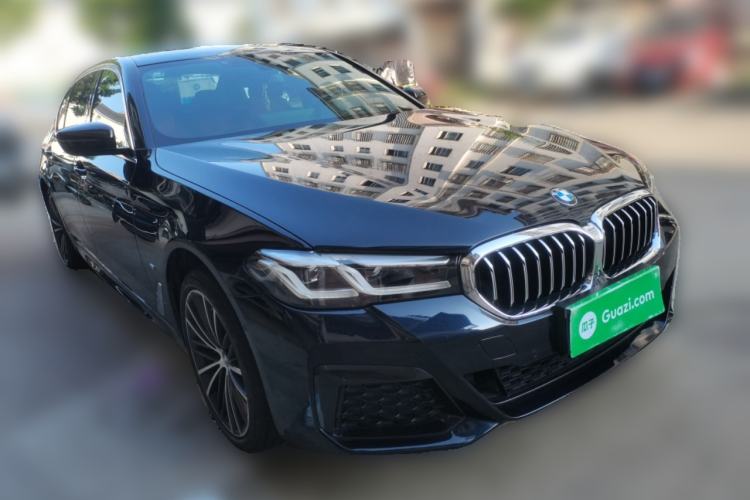 Used BMW 5 Series 2022 Restyled 530Li Leading Edition M Sport Package Front Right 45 Deg