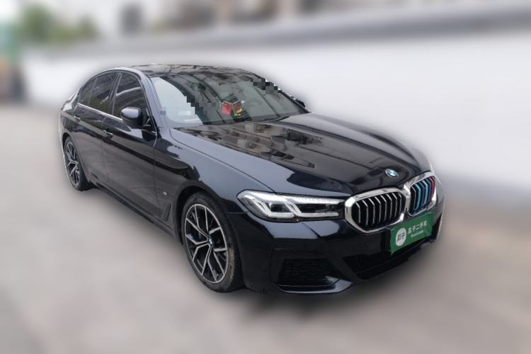 Used BMW 5 Series 2022 Second Facelift 530i M Sport Package Front Right 45 Deg