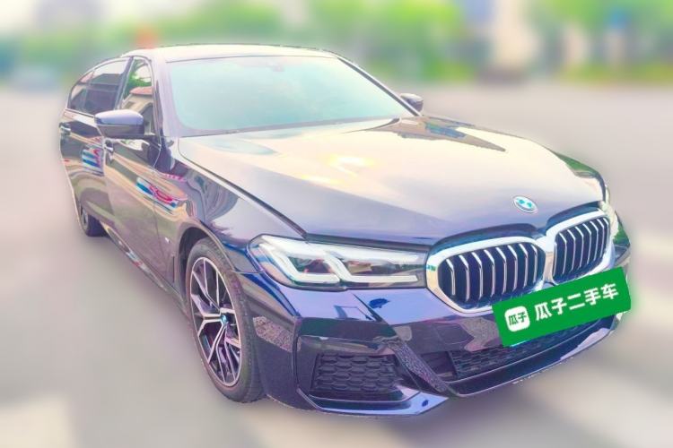 Used BMW 5 Series 2022 Second Facelift 530i M Sport Package Front Right 45 Deg