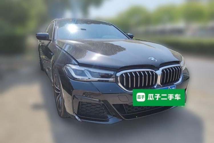 Used BMW 5 Series 2022 Second Facelift 525Li M Sport Package Front Right 45 Deg