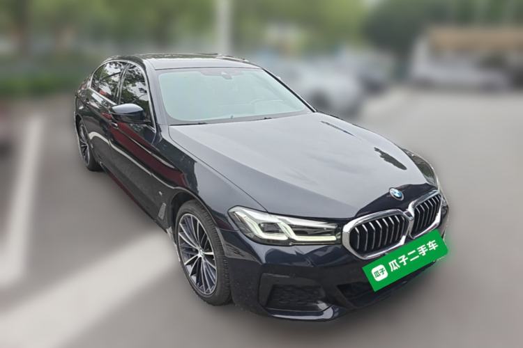 Used BMW 5 Series 2022 Restyled 530Li Leading Edition M Sport Package Front Right 45 Deg