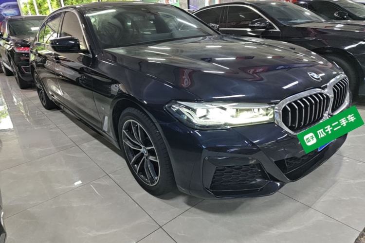 Used BMW 5 Series 2022 Second Facelift 525Li M Sport Package Front Right 45 Deg