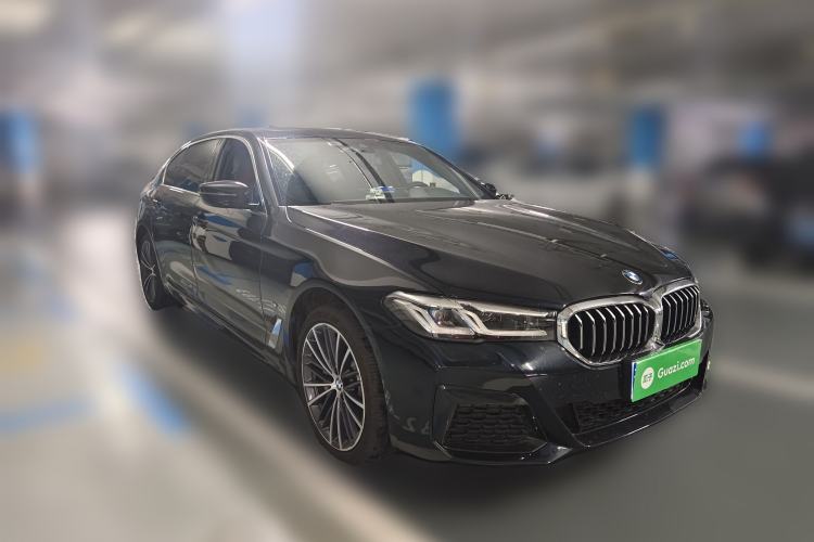 Used BMW 5 Series 2022 Revised Version 530Li xDrive M Sport Package Front Right 45 Deg