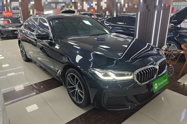 Used BMW 5 Series 2022 Restyled 525Li M Sport Package Front Right 45 Deg