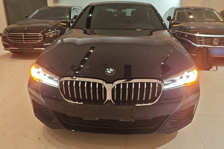 Used BMW 5 Series 2022 Second Facelift 530Li xDrive M Sport Package Front