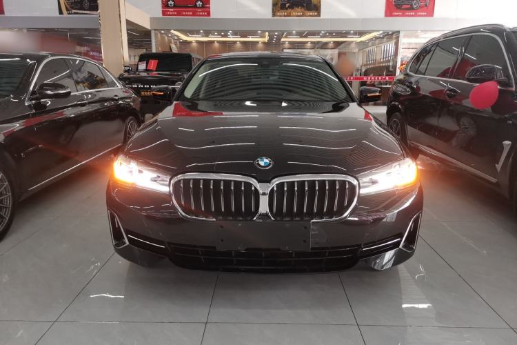 Used BMW 5 Series 2022 Second Facelift 525Li Luxury Package Front
