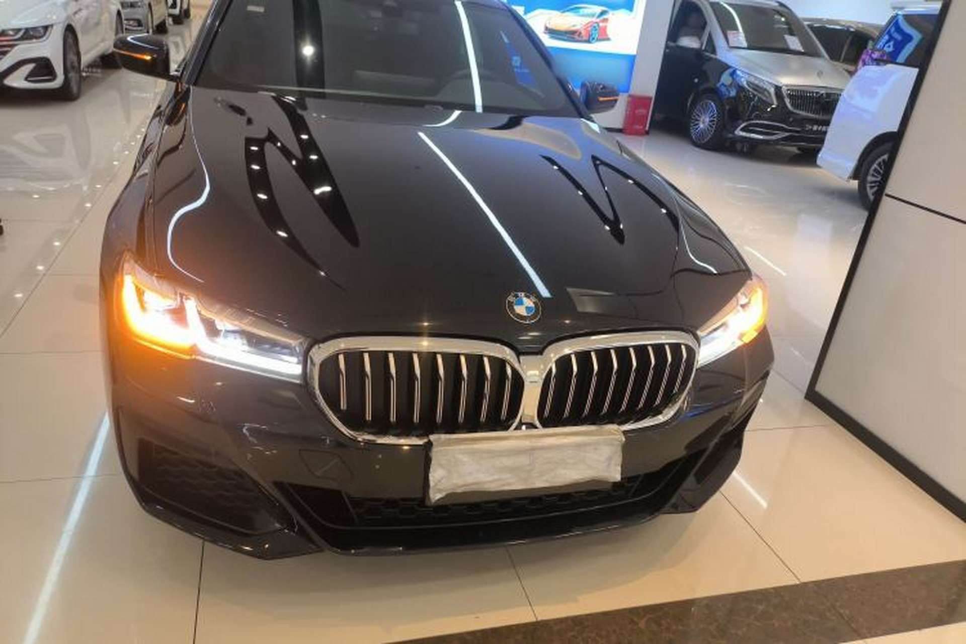 Used BMW 5 Series 2022 Restyled 530Li Leading Edition M Sport Package Front
