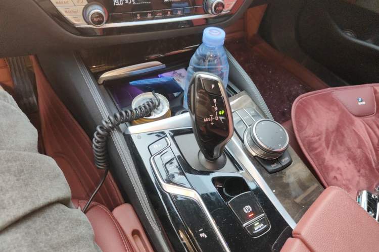 Used BMW 5 Series 2022 Restyled 525Li M Sport Package Gear Lever