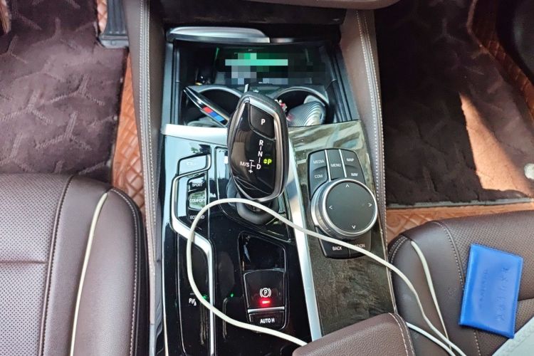 Used BMW 5 Series 2022 Restyled 525Li M Sport Package Gear Lever