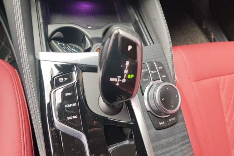 Used BMW 5 Series 2022 Restyled 530Li Leading Edition M Sport Package Gear Lever