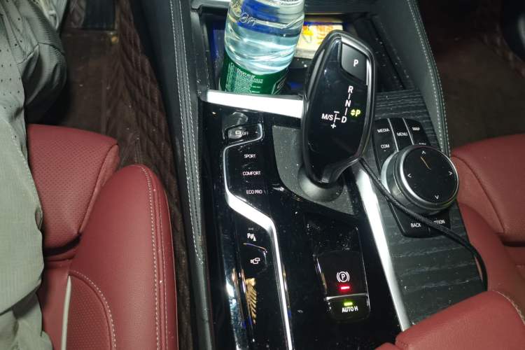 Used BMW 5 Series 2022 Revised Version 3 530Li Luxury Edition M Sport Package Gear Lever