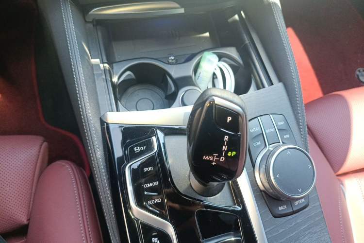 Used BMW 5 Series 2022 Revised Version 3 530Li Luxury Edition M Sport Package Gear Lever