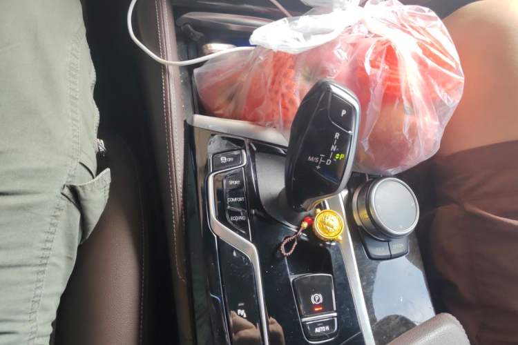 Used BMW 5 Series 2022 Restyled 525Li M Sport Package Gear Lever