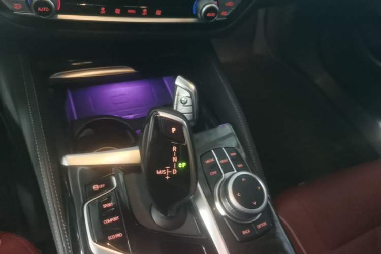 Used BMW 5 Series 2022 Restyled 525Li M Sport Package Gear Lever