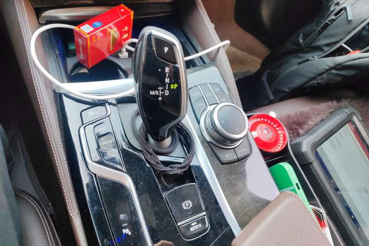 Used BMW 5 Series 2022 Restyled 525Li M Sport Package Gear Lever