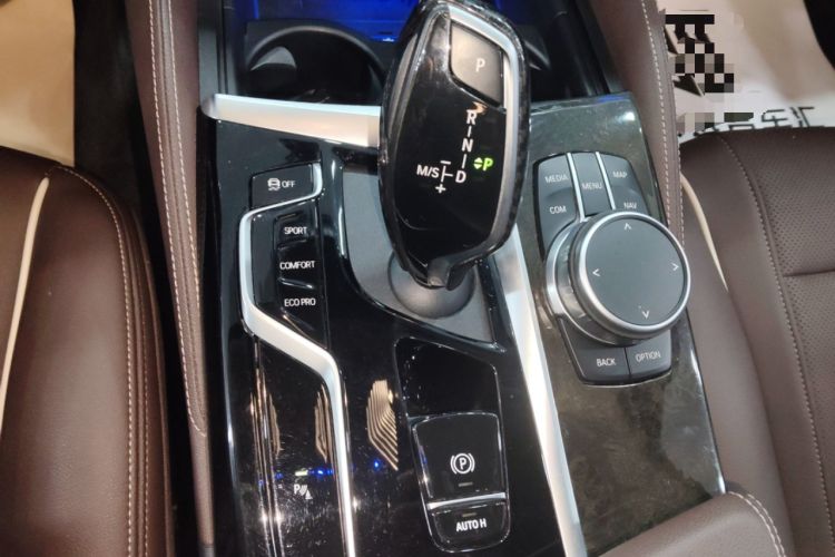 Used BMW 5 Series 2022 Restyled 525Li Luxury Package Gear Lever