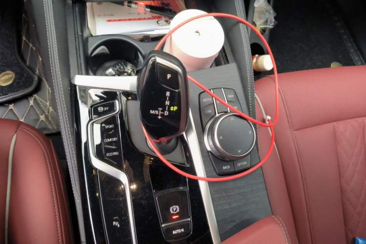 Used BMW 5 Series 2022 Second Facelift 530Li Leading Edition Luxury Package Gear Lever