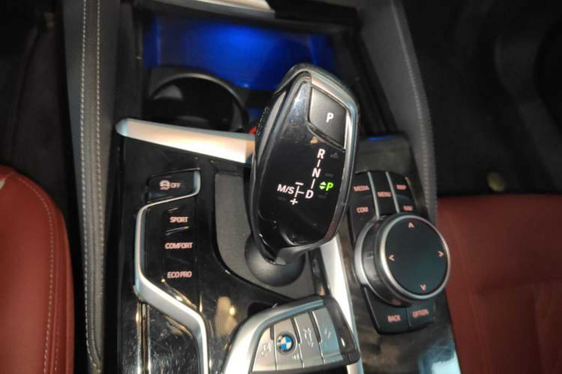 Used BMW 5 Series 2022 Second Facelift 525Li M Sport Package Gear Lever