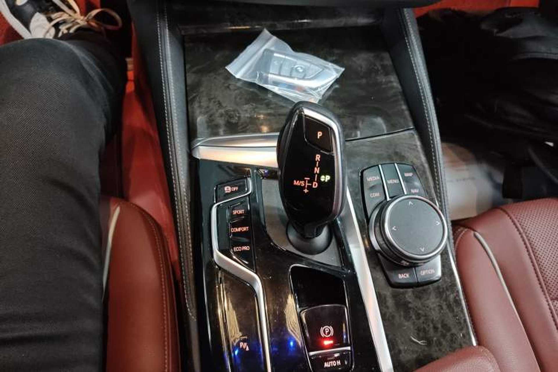 Used BMW 5 Series 2022 Second Facelift 525Li M Sport Package Gear Lever
