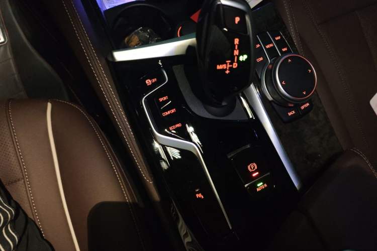 Used BMW 5 Series 2022 Restyled 525Li M Sport Package Gear Lever