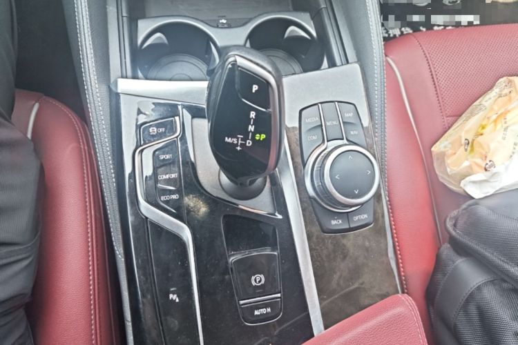 Used BMW 5 Series 2022 Restyled 525Li Luxury Package Gear Lever