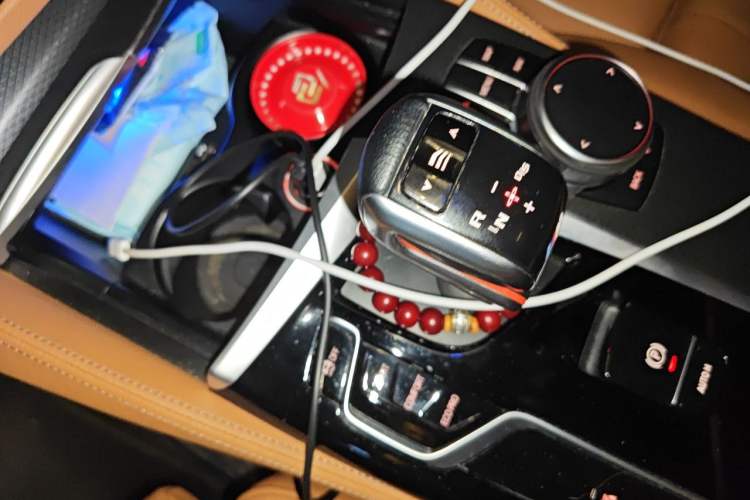 Used BMW 5 Series 2022 Second Facelift 525i M Sport Package Gear Lever
