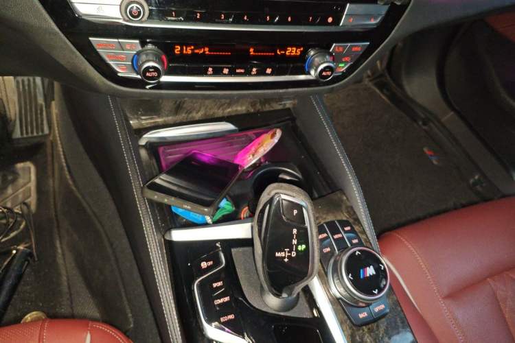 Used BMW 5 Series 2022 525Li M Sport Package Gear Lever