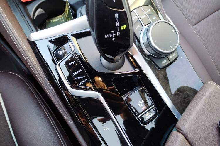 Used BMW 5 Series 2022 Restyled 525Li M Sport Package Gear Lever
