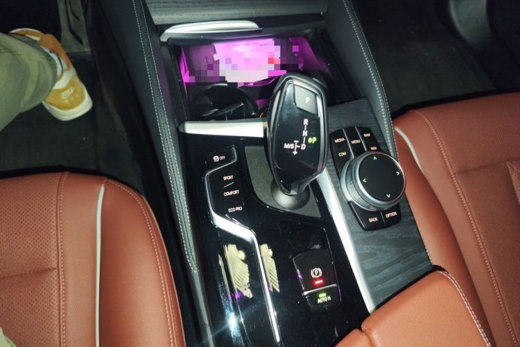 Used BMW 5 Series 2022 Restyled 530Li Leading Edition M Sport Package Gear Lever