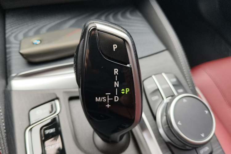 Used BMW 5 Series 2022 530Li Leading Model M Sport Package Gear Lever