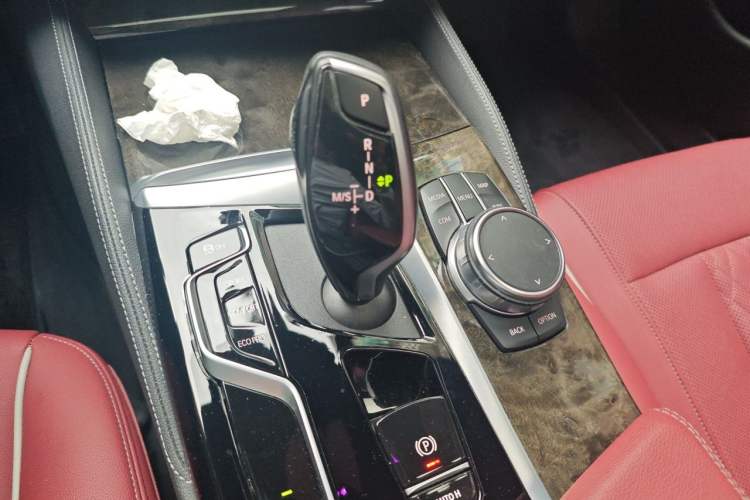 Used BMW 5 Series 2022 Second Facelift 525Li M Sport Package Gear Lever