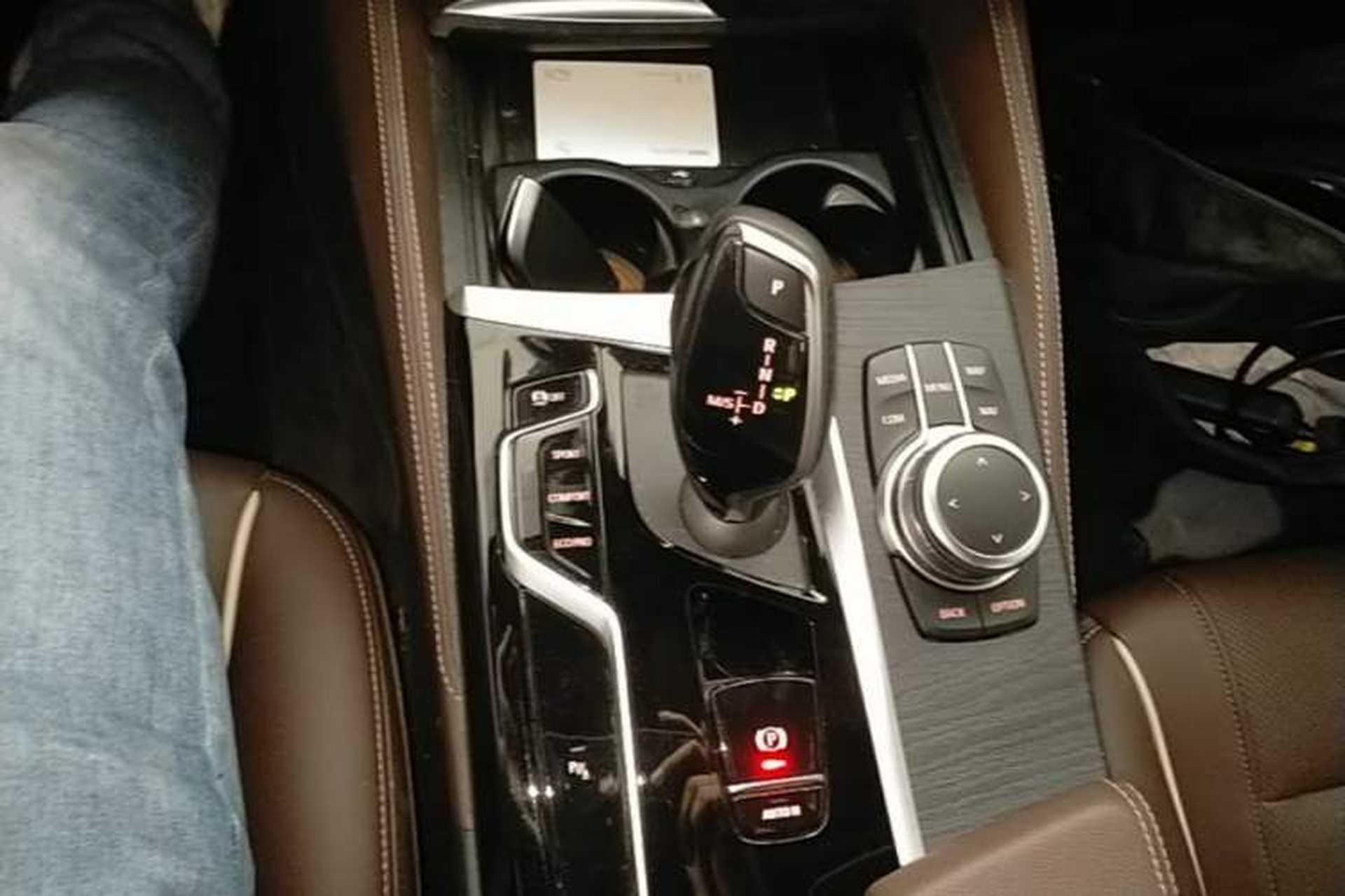 Used BMW 5 Series 2022 Restyled 530Li Leading Edition M Sport Package Gear Lever