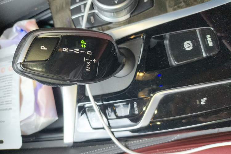 Used BMW 5 Series 2022 Restyled 525Li M Sport Package Gear Lever