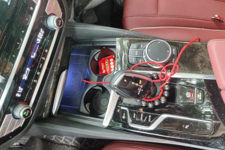 Used BMW 5 Series 2022 Second Facelift 525Li M Sport Package Gear Lever
