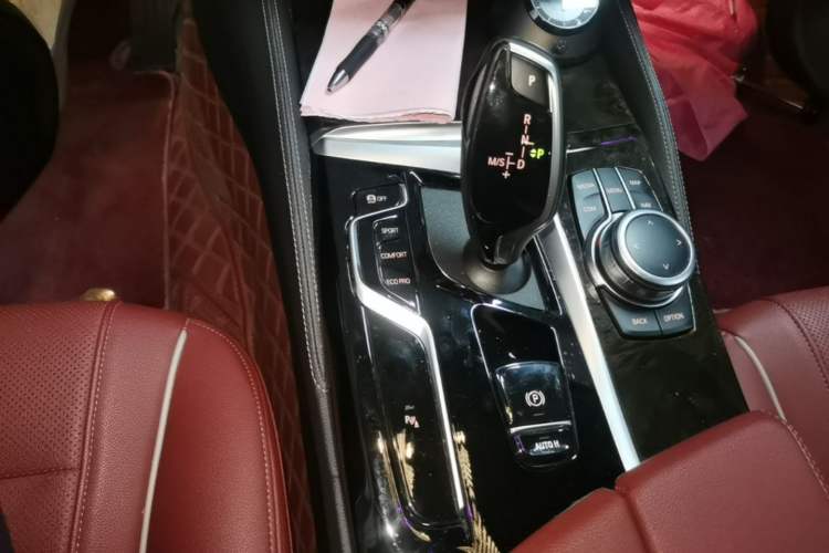 Used BMW 5 Series 2022 Restyled 525Li Luxury Package Gear Lever