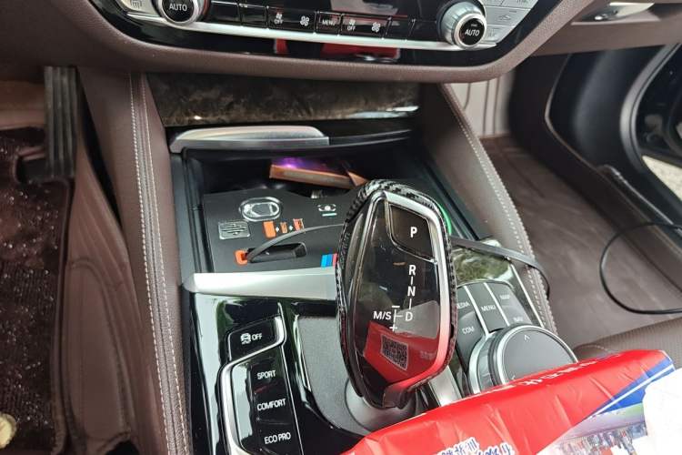 Used BMW 5 Series 2022 525Li M Sport Package Gear Lever