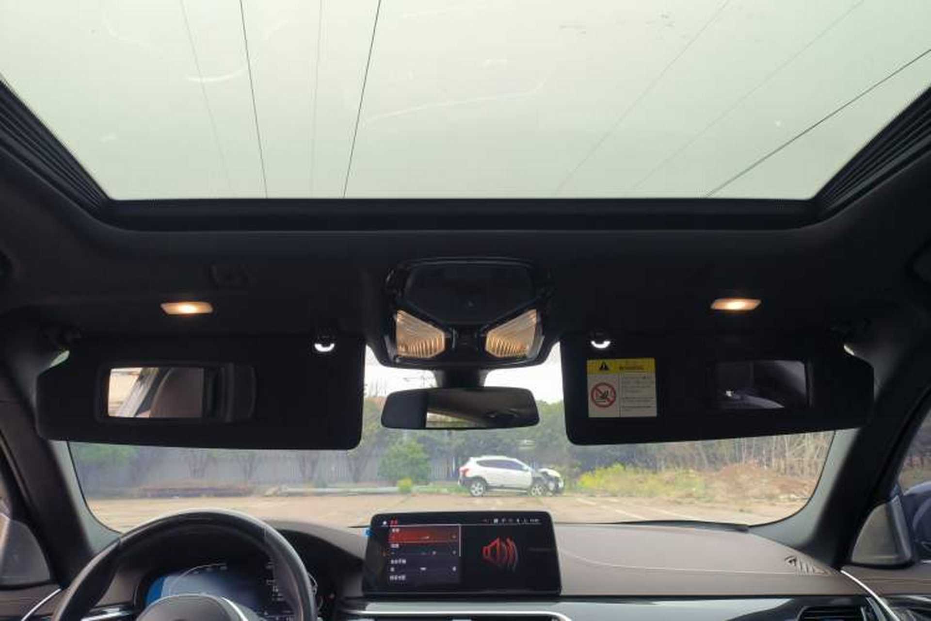 Used BMW 5 Series 2022 Second Facelift 525Li M Sport Package Headliner