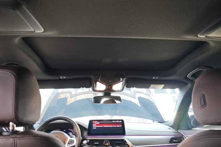 Used BMW 5 Series 2022 Restyled 530Li Leading Edition M Sport Package Headliner