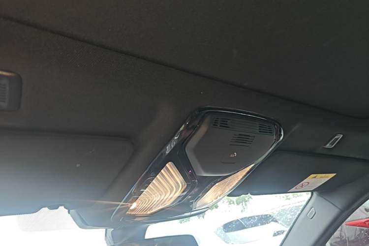 Used BMW 5 Series 2022 Restyled 525Li M Sport Package Headliner