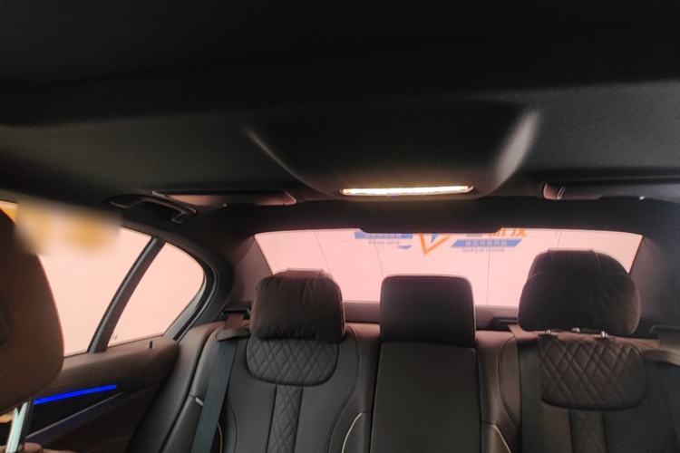 Used BMW 5 Series 2022 Restyled 525Li M Sport Package Headliner