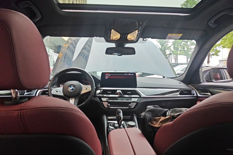 Used BMW 5 Series 2022 Second Facelift 525Li M Sport Package Headliner